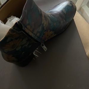 Floral booties